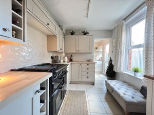 Photo 14- click for photo gallery